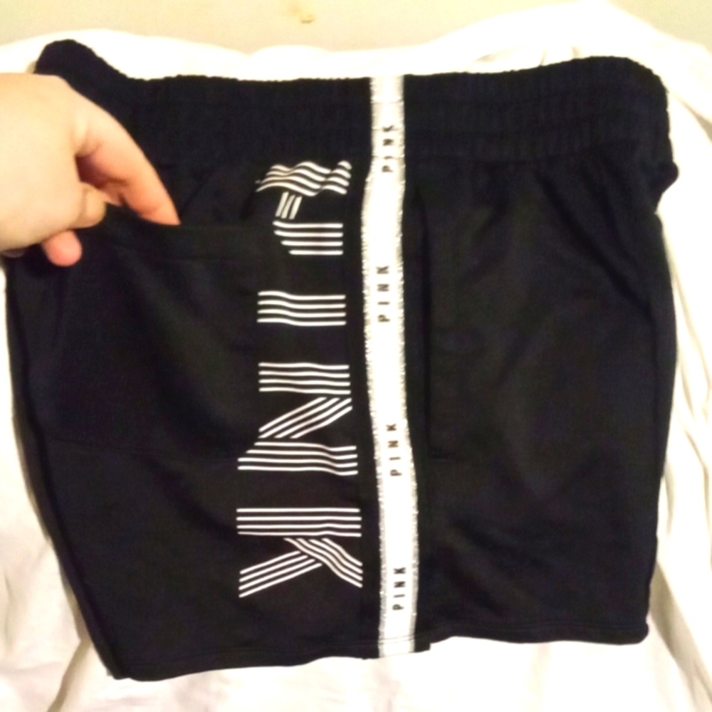 Victoria's Secret Pink Short Excellent condition BNWOT